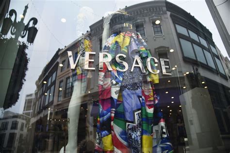 Versace cambia sede: ecco dove traslocherà a Milano 